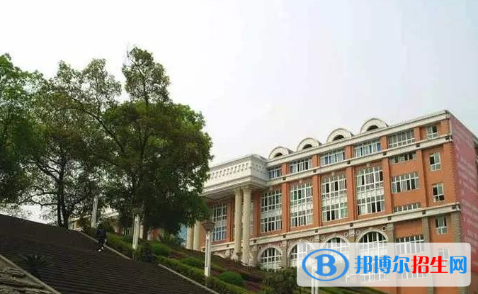 重庆合川中学网站网址