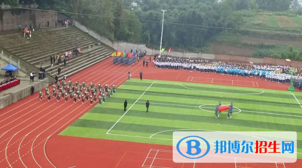 四川富顺城关中学地址在哪里