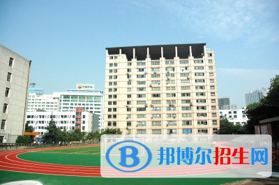 下设办公室,严格按照教育部及各省(自治区,直辖市)招办(教育考试院)的