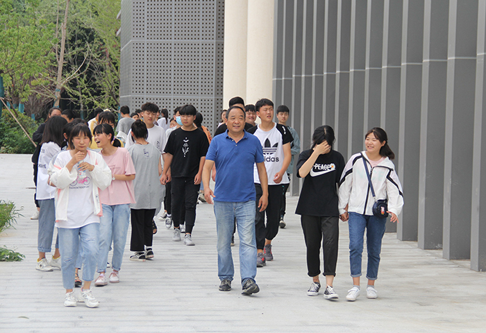 江苏省新沂中等专业学校2021年报名条件,招生要求