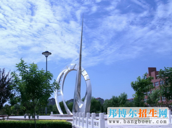 山东华宇工学院超越8132