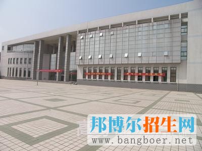 安徽工业职业技术学院校园一角5027
