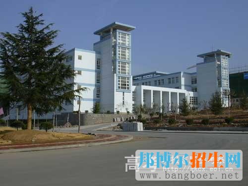 山东商业职业技术学院校园一角7888