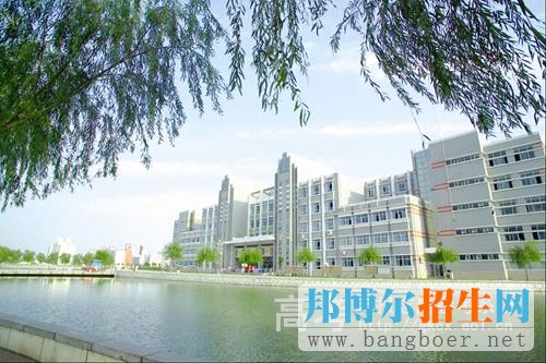 焦作师范高等专科学校校园一角9897