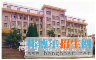 延安职业技术学院校园一角4788