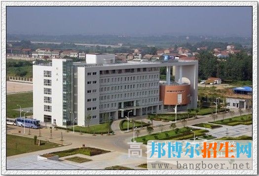 武汉交通职业学院行政楼11418