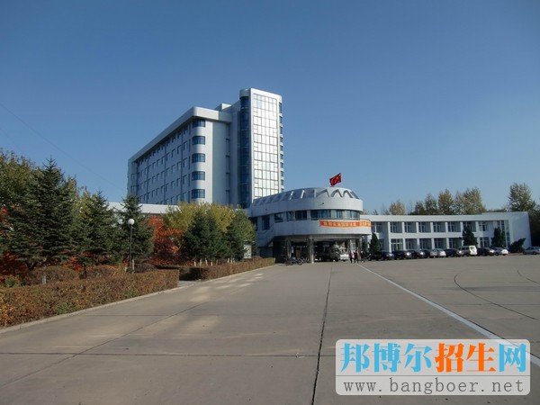 吉林大学蓝天碧云我要飞翔4882