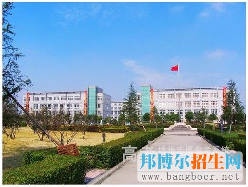 金山职业技术学院校园一角3229