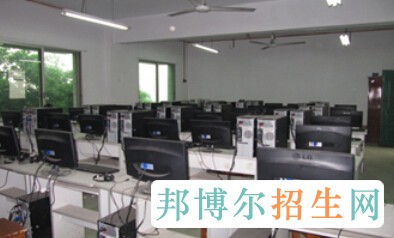 重庆航运旅游学校