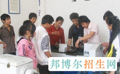 重庆市万州电子信息工程学校