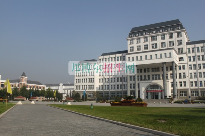 首都师范大学招生办联系电话