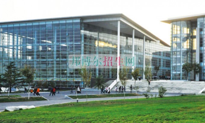 大连医科大学
