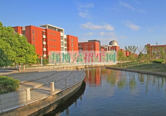 辽宁医学院医疗学院