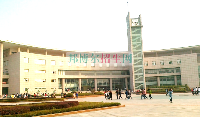湖北经济学院法商学院网站网址