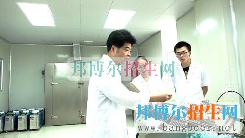 2015年重庆医药高等专科学校单独招生计划