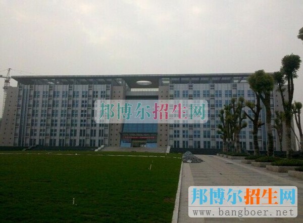 重庆水利电力职业技术学院