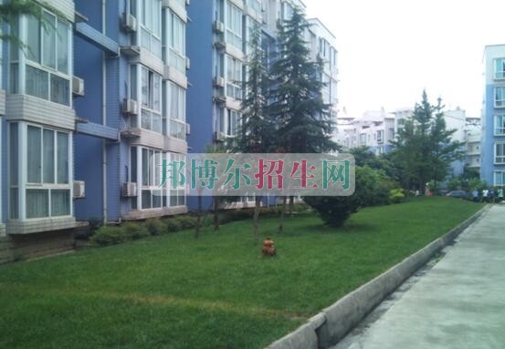 四川大学(龙泉校区)职业技术学院网站网址