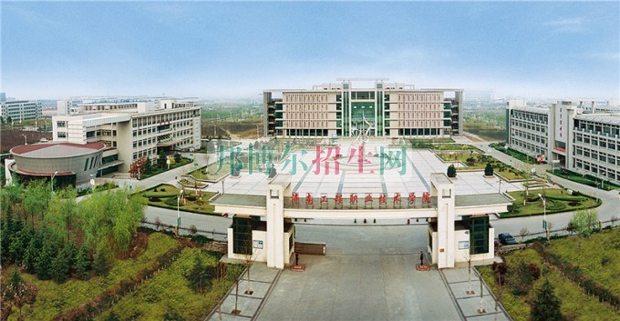 济南工程职业技术学院是几专
