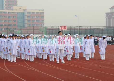 上海医药高等专科学校