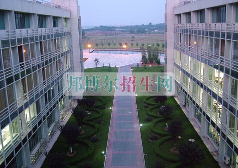 南京医科大学