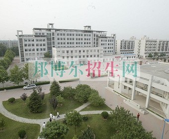 天津商务职业学院学费