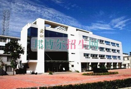 天津商务职业学院招生办联系电话