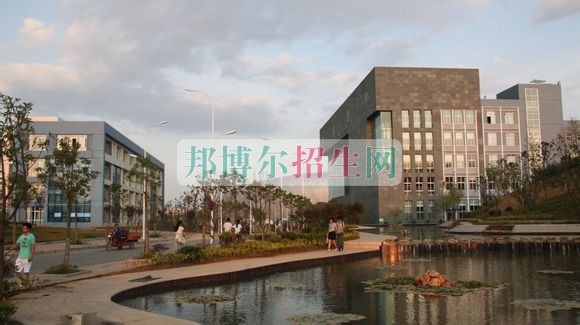 贵阳职业技术学院是几专