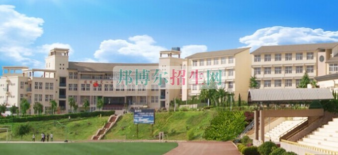 云南新兴职业学院招生办联系电话