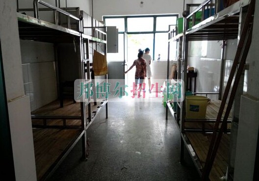 赣南医学院