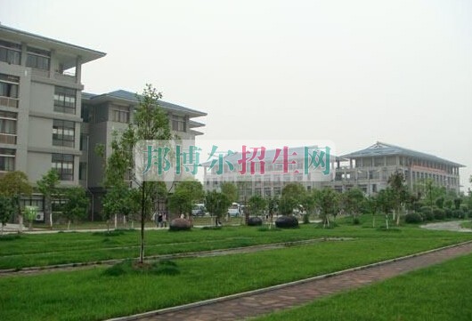 湖北中医药大学