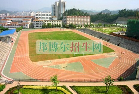 湖北医药学院药护学院