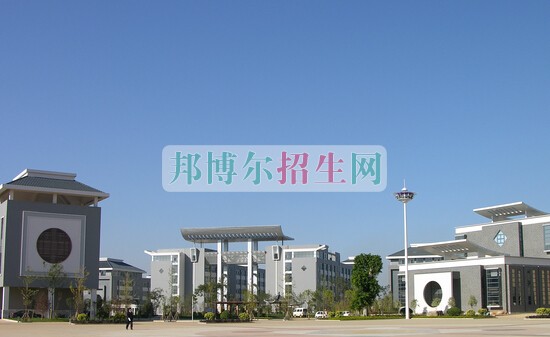 云南中医学院