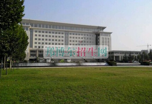 河南医学高等专科学校