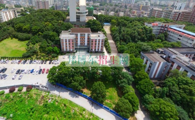 湖北三峡职业技术学院招生办联系电话