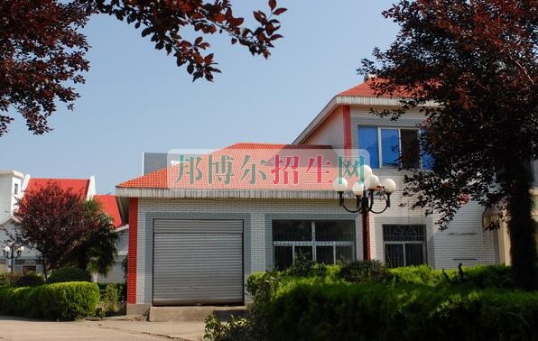 湖北开放职业学院是几专
