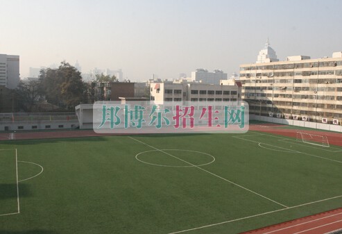 甘肃中医学院