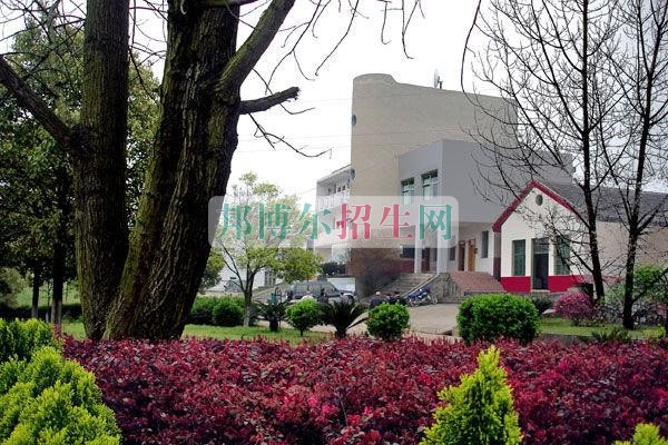 湖南九嶷职业技术学院招生办联系电话