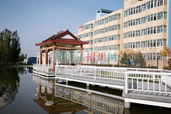 巴音郭楞职业技术学院是几专