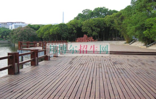 江西财经大学招生办联系电话