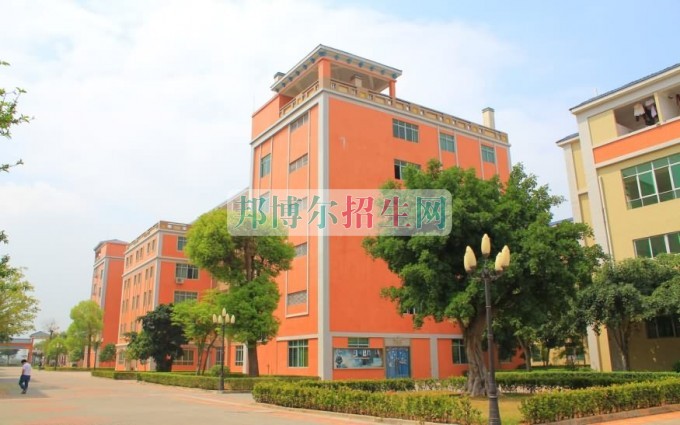惠州经济职业技术学院招生办联系电话
