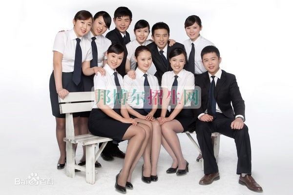 初中毕业可以上空乘吗