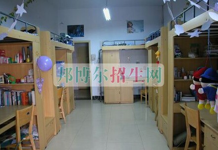 毕节医学高等专科学校