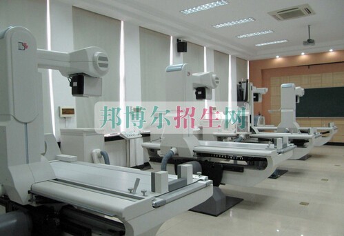 上海医疗器械高等专科学校