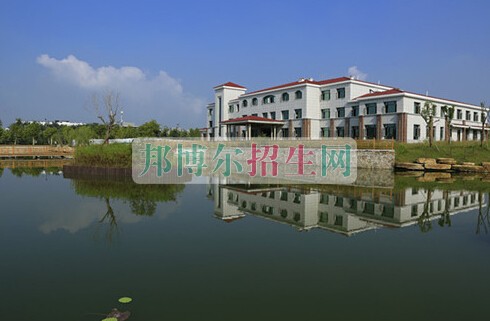 江苏食品药品职业技术学院