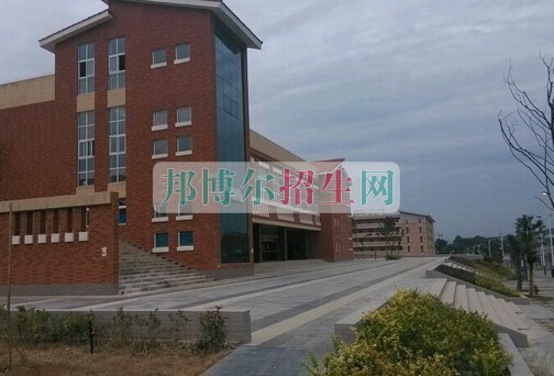 贵阳中医学院时珍学院