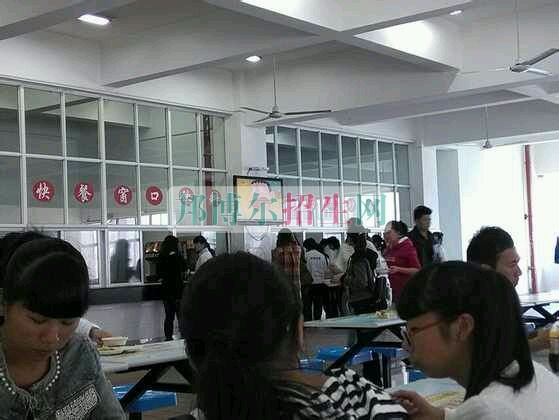 温州科技职业学院食堂
