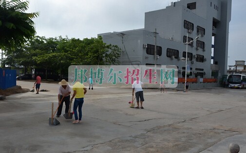 海南农垦卫生学校