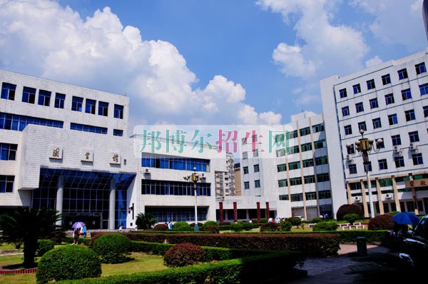 湖南工业大学科技学院网站网址