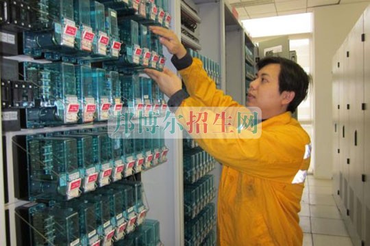 铁路专业开设有哪些课程