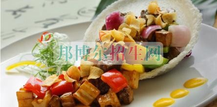 初中生可以读厨师吗